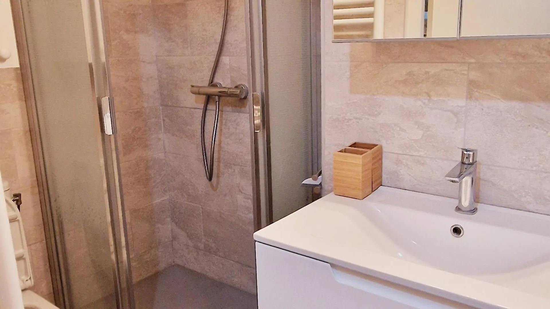 Appartement Charmant 46M² Pour 6 Pers, Proche Pistes Et Commerces, Balcon Expose Est - Fr-1-755-13 La Plagne